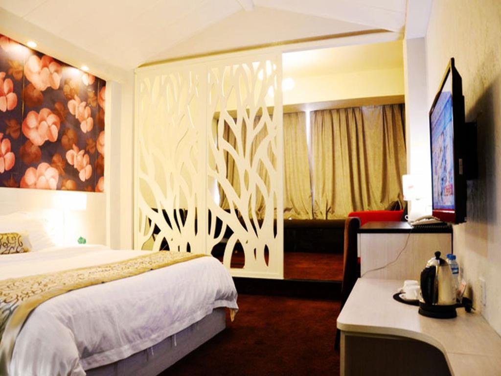 Guangzhou Colorful Days Hotel Room photo